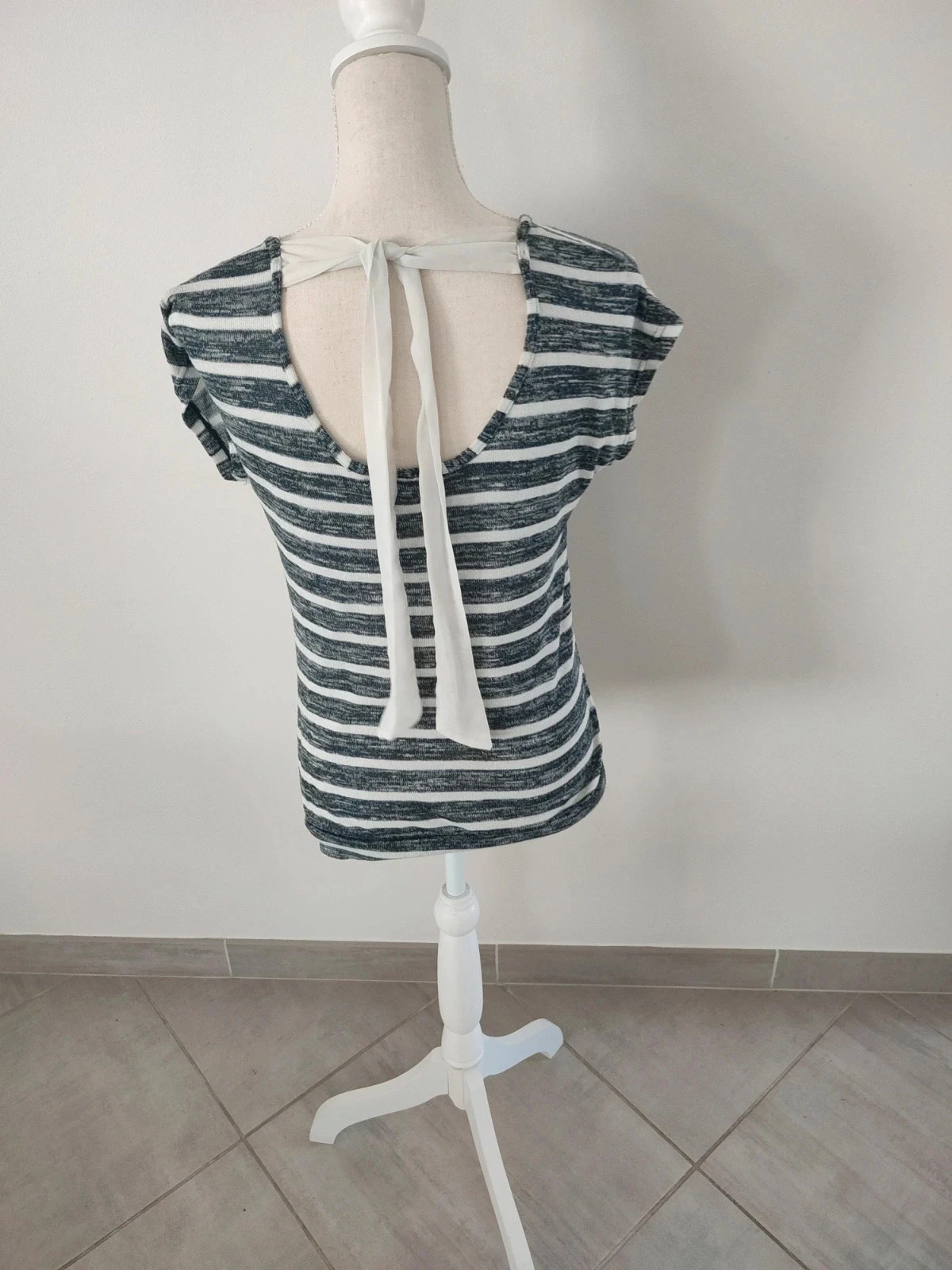 Women's short-sleeved top size 38 and 40 Kiabi – photo 3